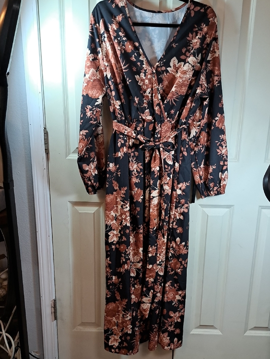 Dresses & Skirts - Floral Wrap Maxi Dress in Black and Rust